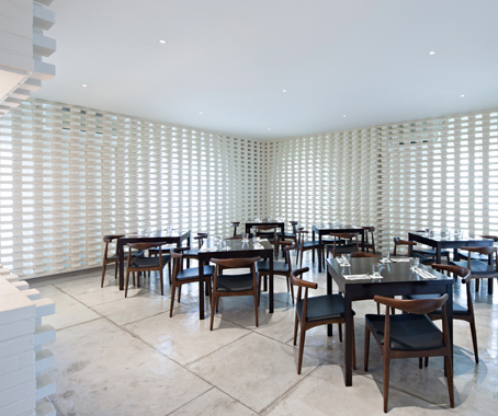 Commune Bistro by Pencil Office